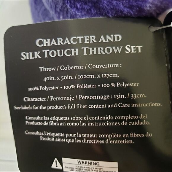 Disney Nightmare Before Christmas Throw with Hugger Plush - Picture 7 of 8